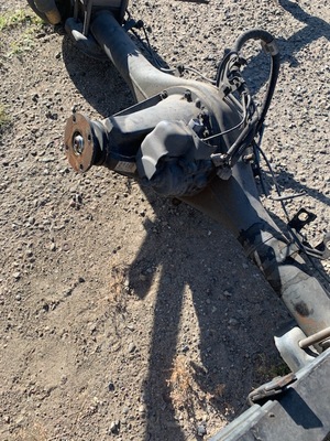 Complete 2007 rear axle with factory e-locker and leaf springs