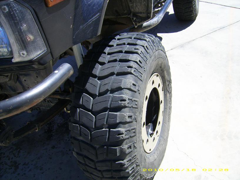 Xterains    315/ 75 r 16 on steel with rim stiffeners for trade or sale