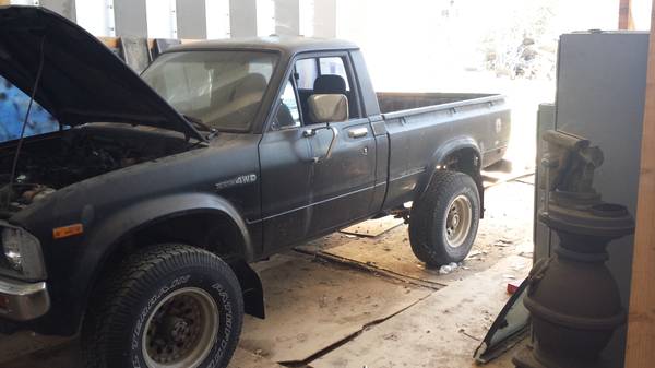 1981 4x4 toyota pickup short bed $1200